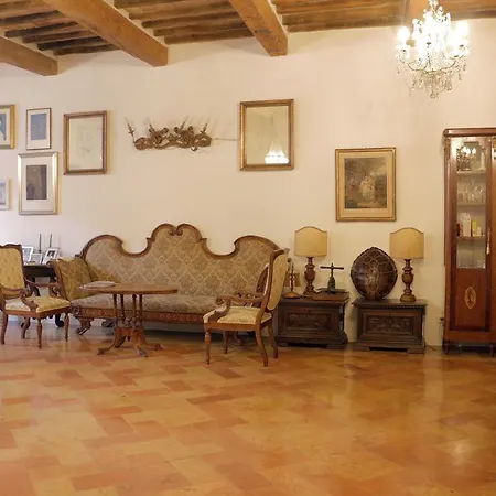 Palazzo San Florido Bed and breakfast