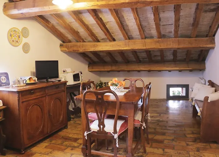 Palazzo San Florido Bed and Breakfast *